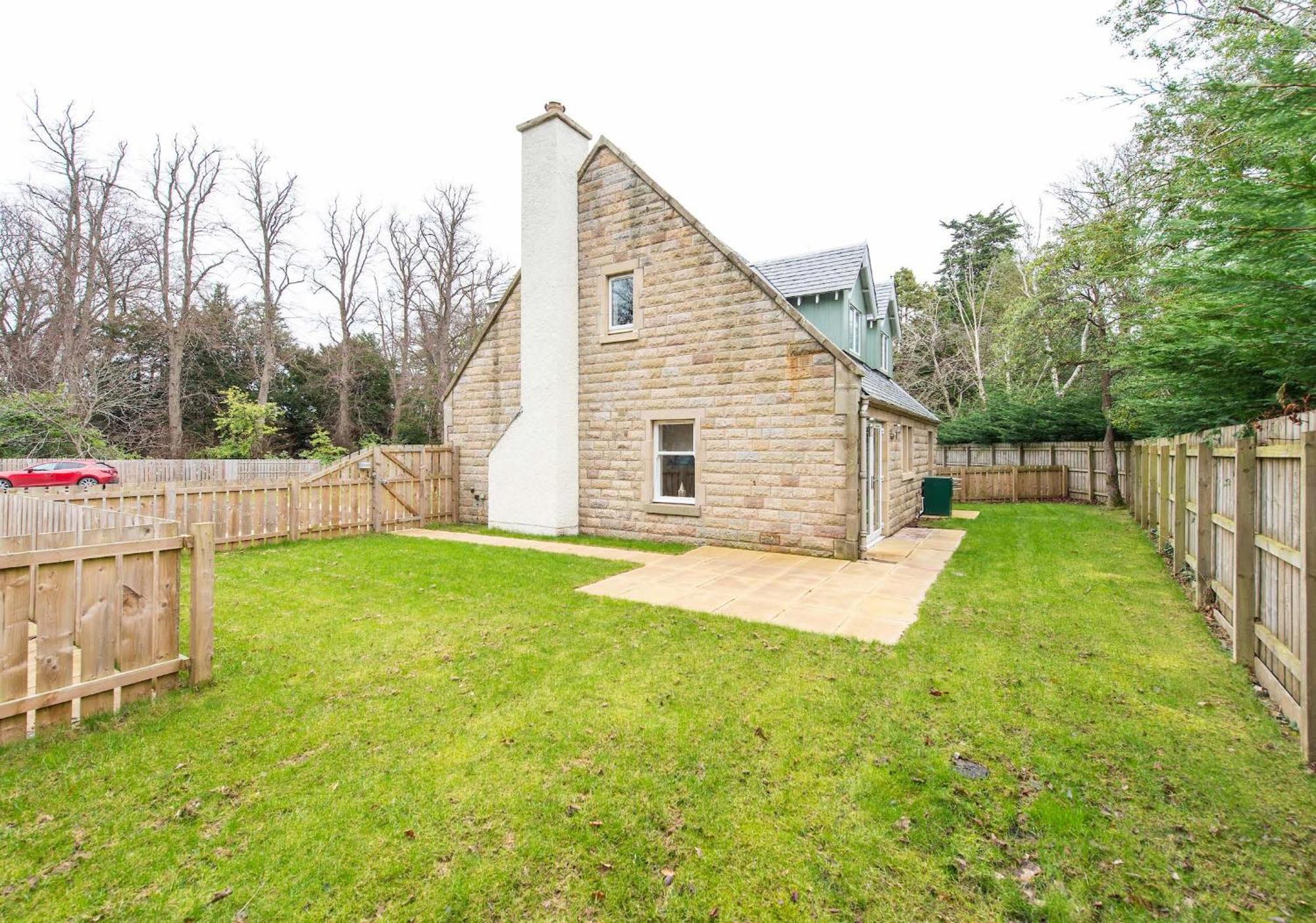 Estate Houses At Carberry Tower Edinburgh Exterior photo